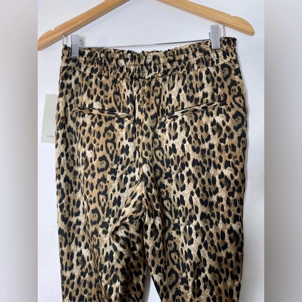 NWT, Zara cheetah jogger pants, size medium